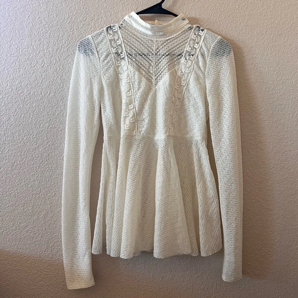 Free People Cream Lace Ling Sleeve Peplum top / Boho Western Cowgirl - Picture 2 of 13